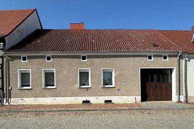 Wunderschönes Bauernhaus mit Stallungen und großem Garten