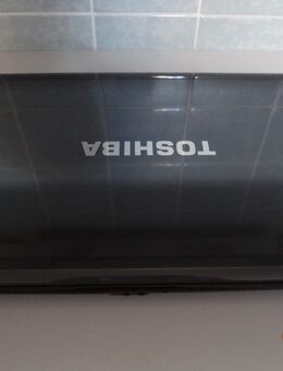 Toshiba Satellite P300D 17 Notebook 500GB HDD - 4 GB RAM Win 7 - Aachen