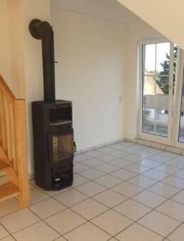 Schicke 2 Zimmerwohnung + Galerie und Balkon, Kaminofen, Rheinlage Porz Langel - Köln