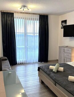 CHARMANTES APPARTEMENT mit unverbaubarem Bergpanorama und eigener Gartenterrasse - Schöfweg