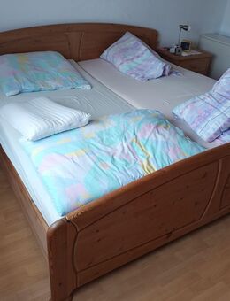 Schlafzimmer - Wörth (Rhein)