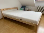 Bett mit Matratze und Lattenrost - Koblenz