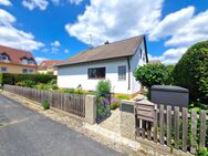 Idylisches Einfamilienhaus mit Garage, Terrasse und schön eingewachsenen Garten in 90530 Wendelstein - Wendelstein