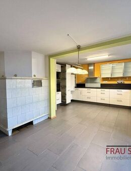 Große Maisonette-Wohnung per 1.12.2025 zu vermieten die perfekte Pärchenwohnung in Randegg - Gottmadingen