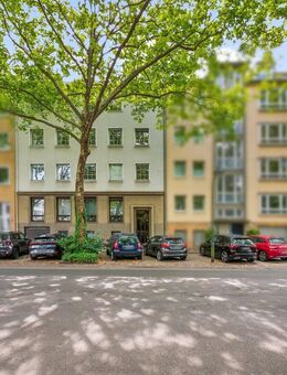 Charmante 3-Zimmer-Wohnung mit Tiefgaragenstellplatz im Herzen von Düsseltal - Düsseldorf