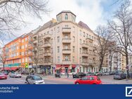 Historisches Mehrfamilienhaus mit Gewerbeeinheit aus dem 19. Jahrhundert in Neukölln - Berlin