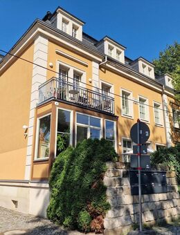 seltene Gelegenheit!- ruhige 2-Zimmer Dachgeschosswohnung mit Balkon im Preußischen Viertel - Dresden