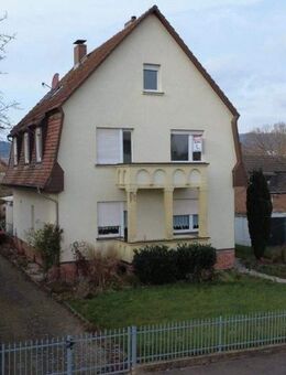 /// – Stadtnähe trifft Idylle - Charmantes Zweifamilienhaus in Kassel-Oberzwehren /// - Kassel