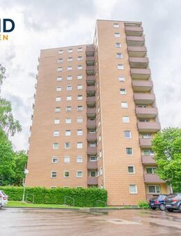 Geräumige 4-Zimmer-Etagenwohnung mit zwei Balkonen in gepflegter Wohnanlage sucht Sie! - Heidenheim (Brenz)