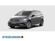 VW Touran, 1.5 l TSI OPF Comfortline, Jahr 2022 - Detmold