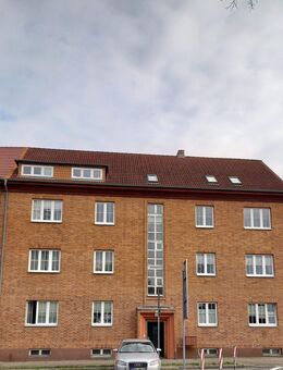 Sonnige 3 Zimmer Wohnung mit Wannebad - Stralsund