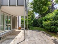 ATTRAKTIV | Gartenwohnung mit Souterrain und Süd-Terrasse - München