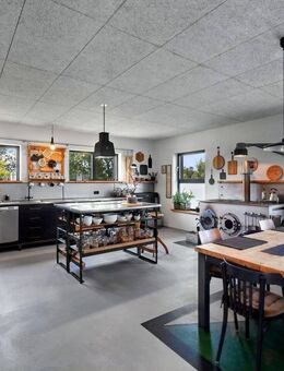 Großzügiger Bungalow - Wohnen und Arbeiten auf 287?m² - Börnsen