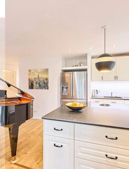 Design trifft Funktionalität: Energieeffiziente A+ 3-Zimmer-Terrassenwohnung in Altperlach - München