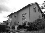 Großzügiges Zweifamilienhaus auf weitläufigem Grundstück mit viel Potenzial! - Waldsolms