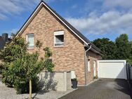 Exklusives, freistehendes Einfamilienhaus in erstklassiger, ruhiger Lage von Rheinberg - Rheinberg