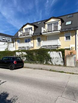Raum auf zwei Ebenen: Gartenwohnung mit zwei Terrassen, flexiblem Souterrain & S-Bahn-Anbindung - München