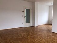 Aufwändig modernisierte 3-Zimmerwohnung in Altenberg - Oberasbach