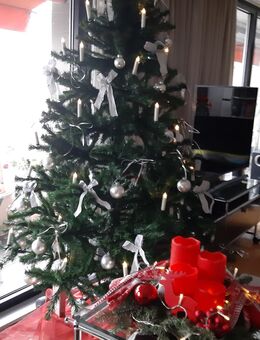 Hochwertiger, künstlicher Christbaum - Karlsruhe