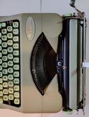 Schreibmaschine HERMES Baby in 59348
