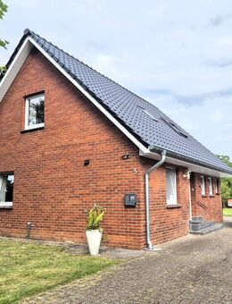 Charmantes Siedlungshaus mit großem Grundstück - bereits großzügig modernisiert - zentral in Großenkneten - Großenkneten