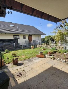 Kampfansage zu einer Doppelhaushälfte! "MODERNES WOHNEN IM HAUS-IM-HAUS-SYSTEM" - Ebersbach (Fils)