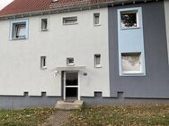 Klein und fein..., 2 Zimmer Wohnung in der City im Angebot, mit Laminat und Tapete. - Bergkamen
