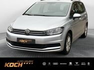 VW Touran, 1.5 TSI Comfortline, Jahr 2022 - Schwäbisch Hall