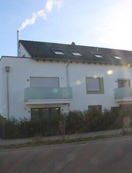 Schöne, helle Dachgeschoßwohnung mit Balkon - Lenting