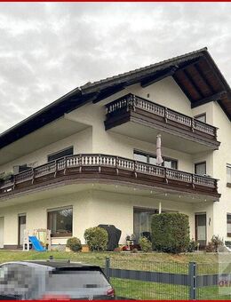 Gepflegtes MFH mit 5 vermieteten Wohneinheiten in attraktiver Dorflage - Frankenberg (Eder)