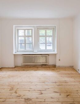 Helle 2,5-Zimmer-Wohnung mit Süd-West-Loggia und Blick ins Grüne - Berlin