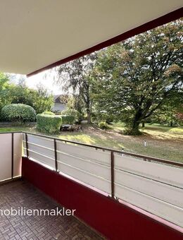 Attraktive Hochparterre-Wohnung mit Potenzial - Loggia, Keller, zentrale Lage - Barsinghausen