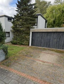 Zwangsversteigerung: Einfamilienhaus mit Doppelgarage in Bonn-Beuel*** - Bonn