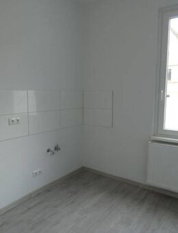 *** Sie suchen eine modernisierte Altbauwohnung ?? Hier sind Sie richtig!! *** - Essen
