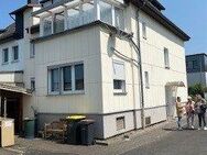 Zweifamilienhaus mit ausgebautem Dachgeschoss in Kassel Niederzwehren - Kassel