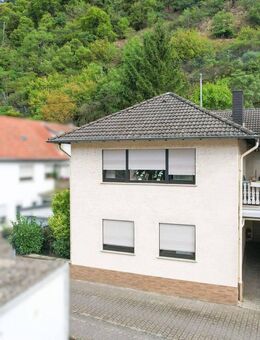 Familienfreundliches Einfamilienhaus mit Kamin, Garten & Garage in ruhiger Lage - jetzt entdecken! - Altenbamberg