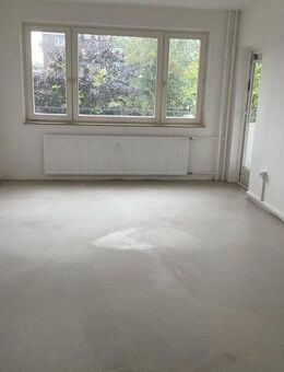 Großzügige Familienwohnung mit Gestaltungsspielraum (Ohne Fußbodenbelag) - Hannover