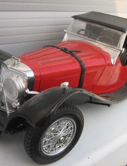 Modellauto 1:18--Jaguar 100 SS Gut erhalten--9 € - Meckenheim