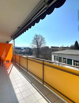 4-Zimmer-Wohnung im 2. Obergeschoss mit Aufzug, Garage und Stellplatz - Villingen-Schwenningen