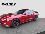 Ford Mustang, 2.3 Fastback Coupé EB, Jahr 2017 - Lübeck