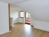 Kapitalanlage oder Eigennutz - Sanierte ETW in Bannewitz 65 m², inkl. EBK, Balkon & TG-Stellplatz! - Bannewitz