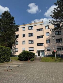 SB- gepflegte 4 ZKB Wohnung mit Balkon - Saarbrücken