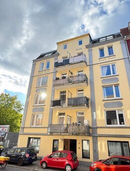 Saniertes Mehrfamilienhaus mit 11 Einheiten in Hamburg-Wandsbek - Hamburg