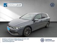 VW Golf, 1.5 VIII eTSI OPF Style, Jahr 2023 - Schleswig