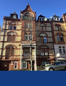 Charmante Dachgeschosswohnung mit historischem Flair auf 74 qm - Wiesbaden