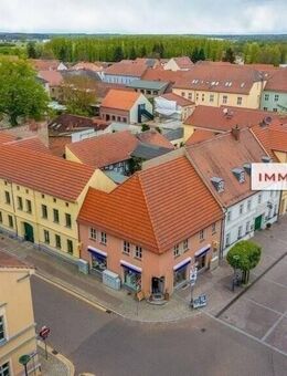 IMMOBERLIN.DE - Historisches, 2006 saniertes Wohn- + Geschäftshaus mit Ausbaupotential im Ortszentrum - Gransee