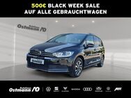 VW Touran, 2.0 TDI Active, Jahr 2022 - Hofgeismar