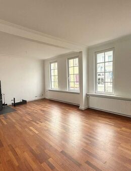 Renovierte 150qm Wohnung im Lotsenviertel in Cuxhaven/ Renovated 150sqm apartment Cuxhaven - Cuxhaven