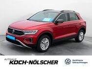 VW T-Roc, 1.5 TSI Life, Jahr 2023 - Insingen