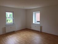 2-Raum Wohnung mit Balkon im 1. Stock in Waldheim - Waldheim